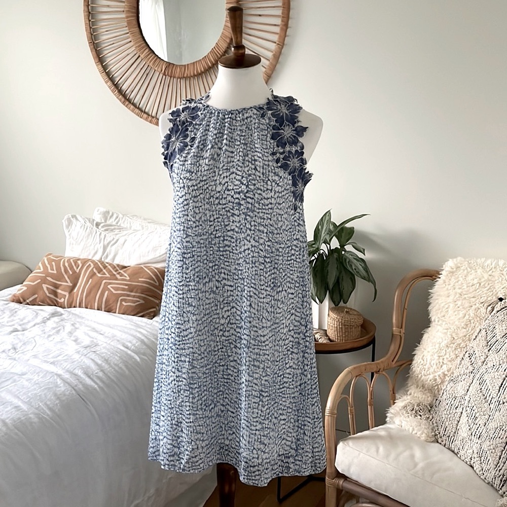 Max Studio Floral Seersucker Shift Dress